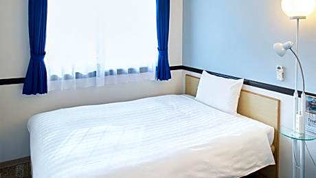 Single Room - Non-Smoking