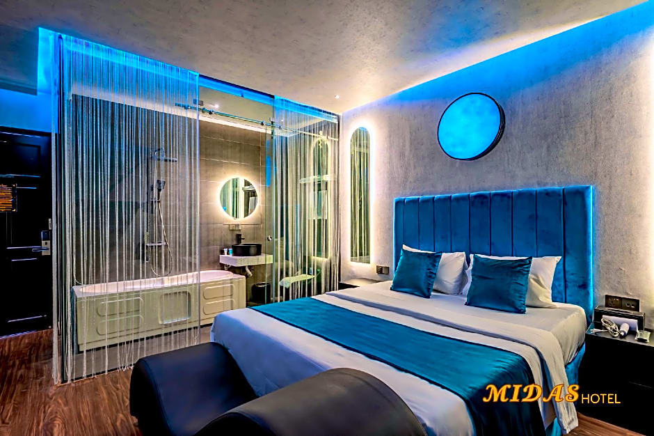 Midas Hotel