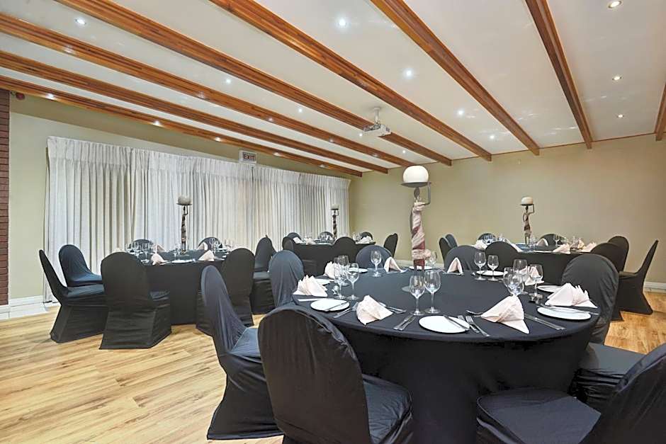 Protea Hotel by Marriott Mahikeng