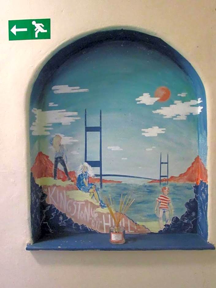 Hull Trinity Backpackers