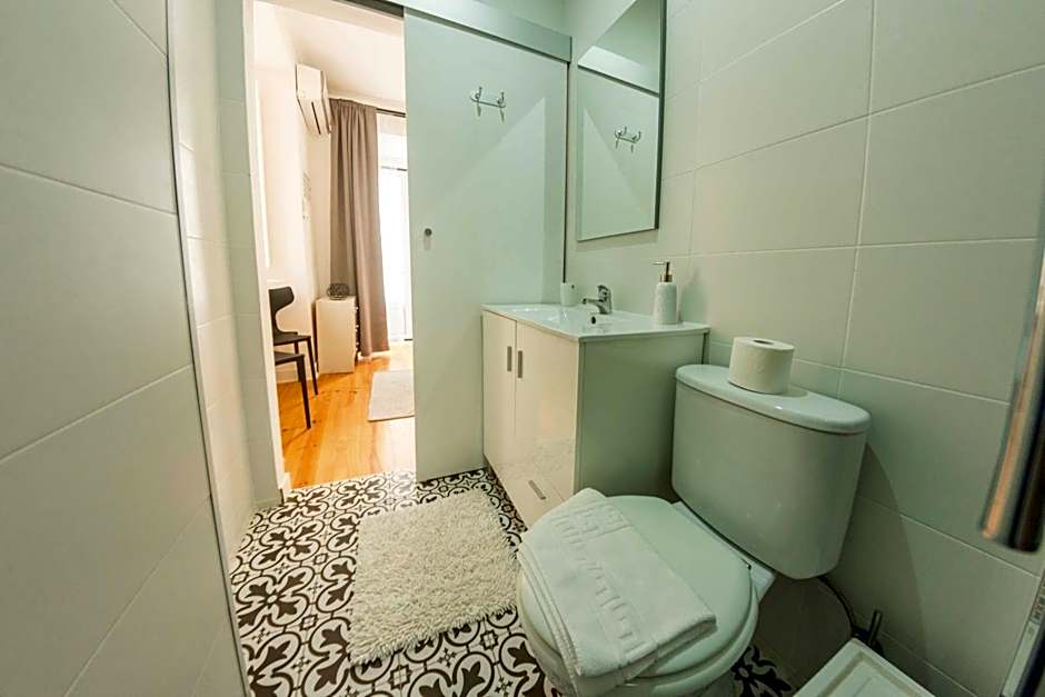 INT Lisbon Suites