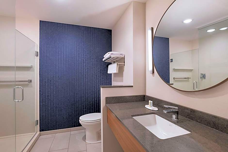 Fairfield Inn and Suites by Marriott Lincoln Crete