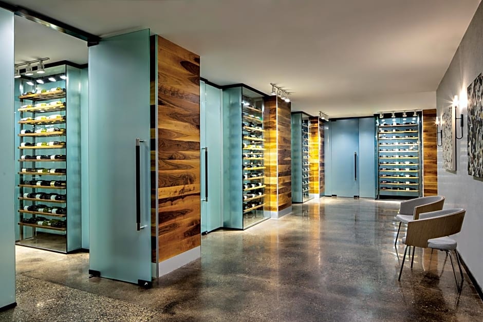 Amway Grand Plaza Hotel, Curio Collection by Hilton