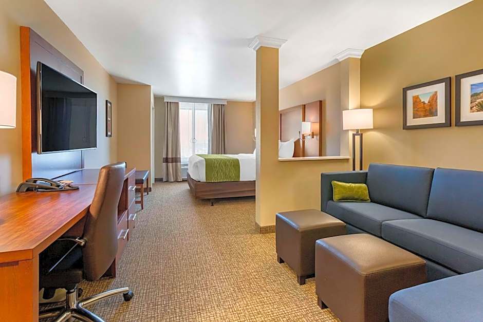 Comfort Suites Albuquerque Airport