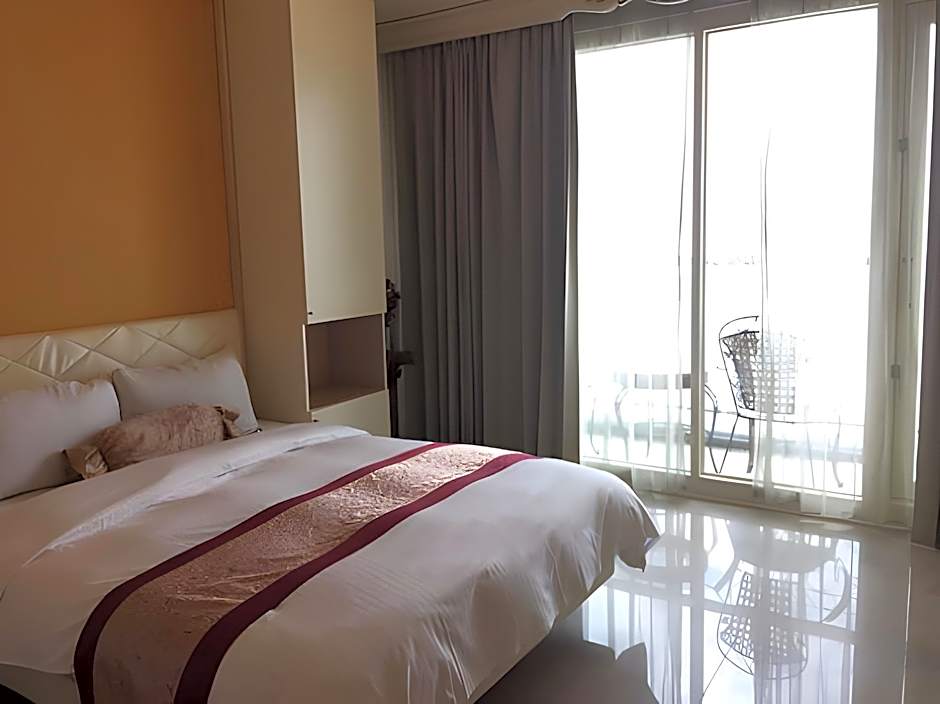 STARRISE LEISURE HOTEL