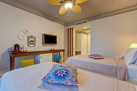 Twin Room with Sea View