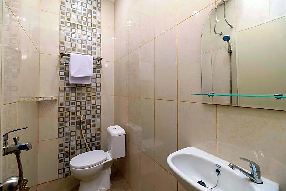 RedDoorz @ Taman Galaxy Bekasi