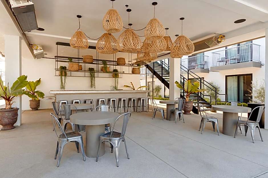 The Lum Hotel Los Angeles Stadium District