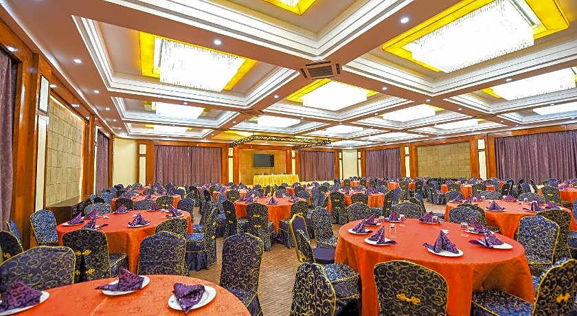 Kololo Courts Hotel And Restaurant