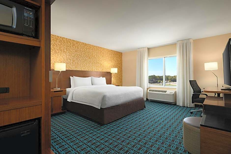 Fairfield Inn & Suites by Marriott London