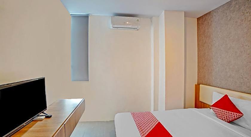 OYO 90559 Gamacity Residence