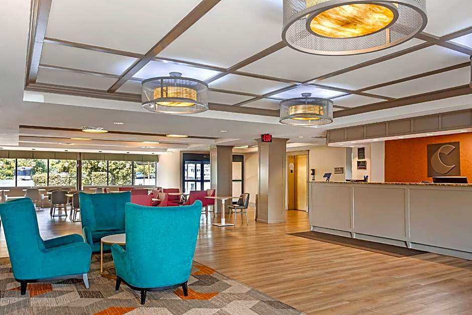 Comfort Inn & Suites Mt. Holly - Westampton