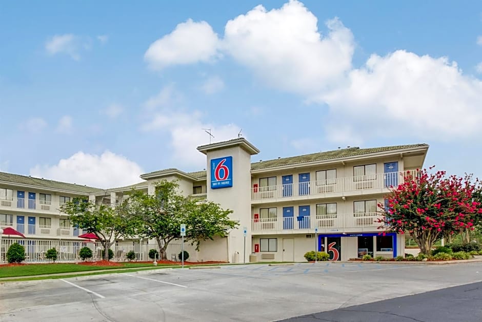 Motel 6 Columbia, SC - West