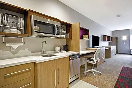 2Qn Mobilty/Hearing Access Ri Shwr Studio Ns