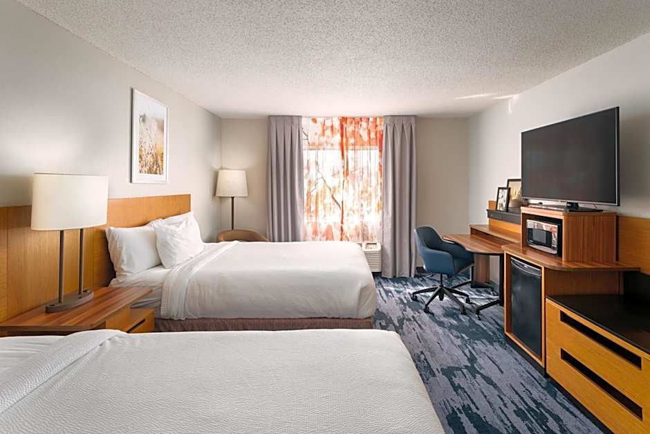 Photo 1 of 7 of 2 Queen Beds, Accessible