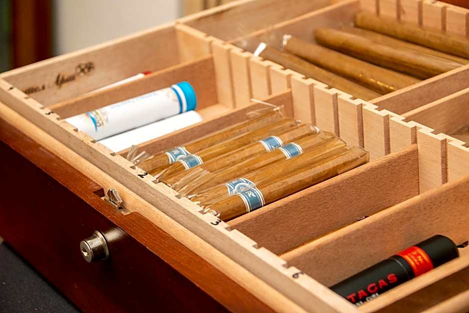 Hotel & Restoran Dvorac Gjalski