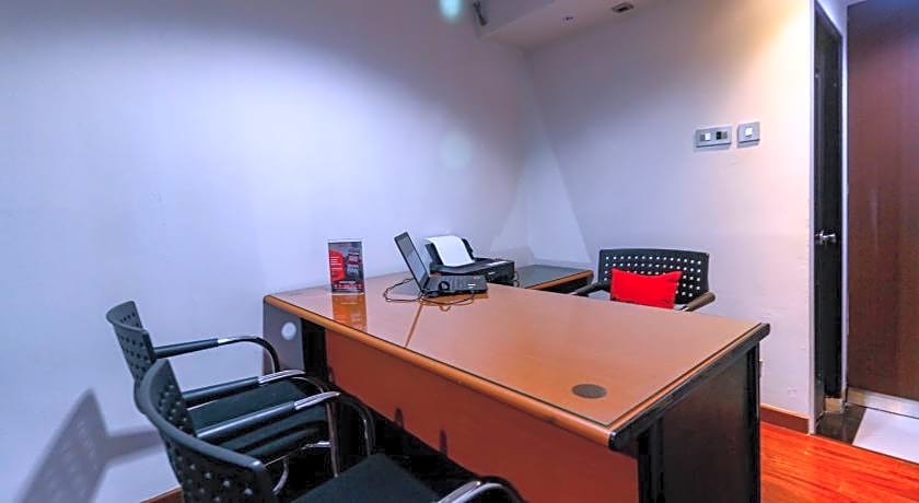 RedDoorz near Kebon Jeruk Jakarta