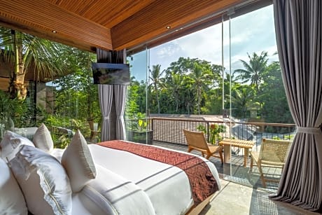 Grand Deluxe Balcony Garden View with Free Access to Titi Batu Club