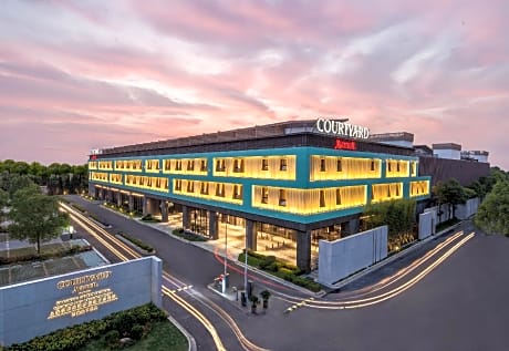 Courtyard by Marriott Shanghai International Tourism and Resorts Zone