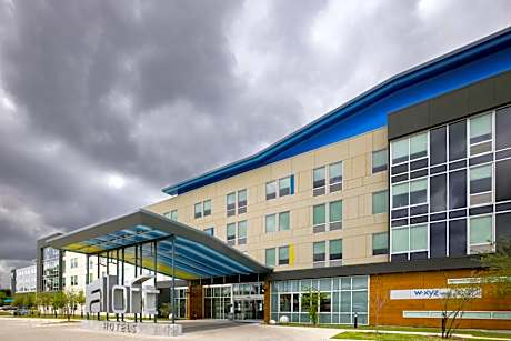 Aloft Austin Airport
