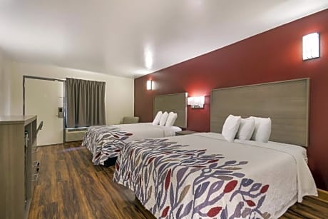  Deluxe Queen Room with Two Queen Beds - Disability Access/Non-Smoking