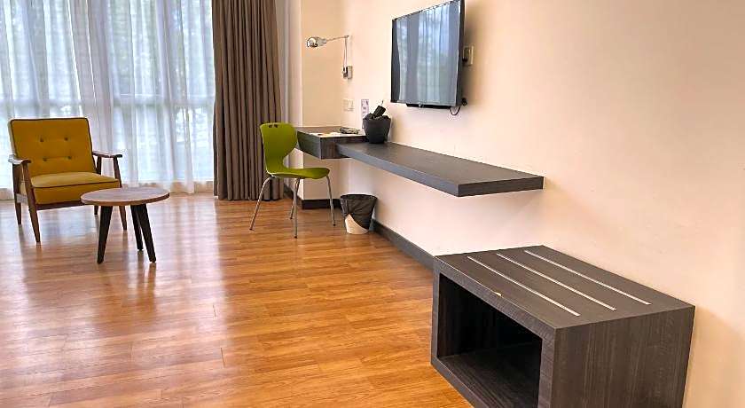 Win Hotel