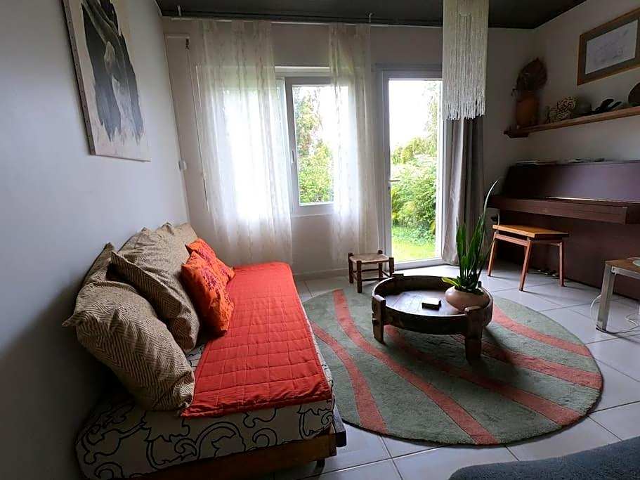 JARDIN SECRET, Bas de villa TOUT CONFORT