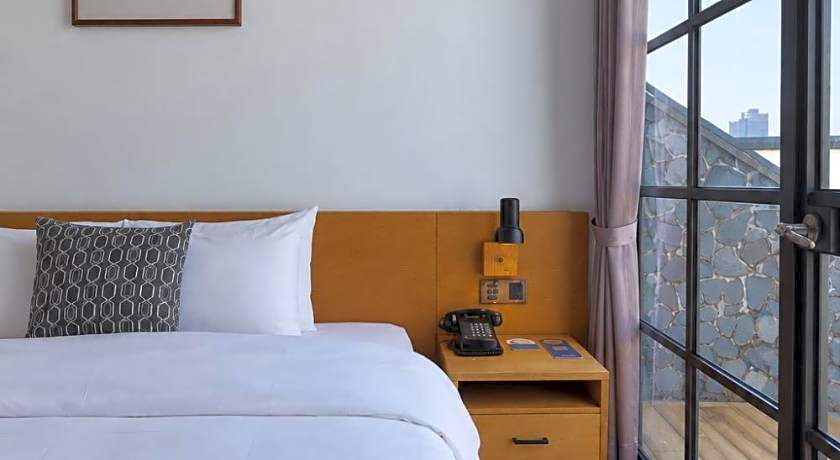 BlueSky Hotel