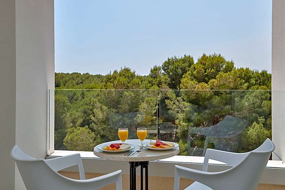 Hipotels Bahía Grande Aparthotel