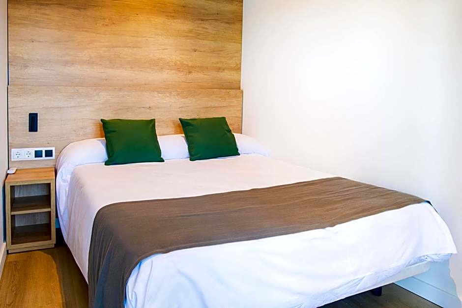 Photo 1 of 9 of Superior Apartment