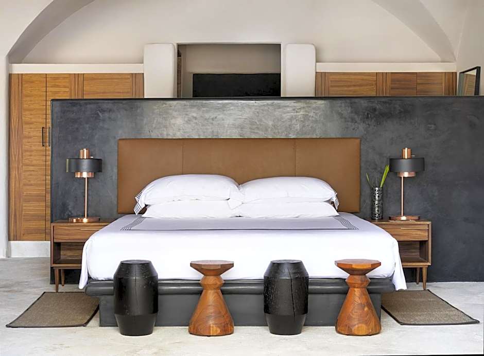 Thompson Zihuatanejo, A Beach Resort by Hyatt