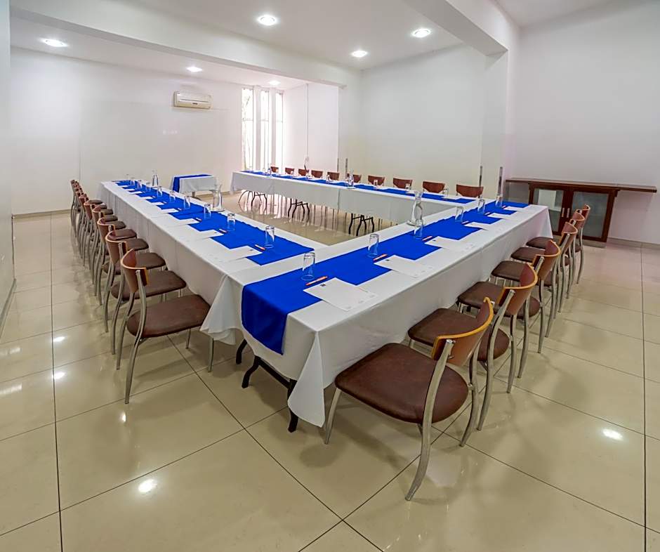 Hotel LP Santa Cruz Centro