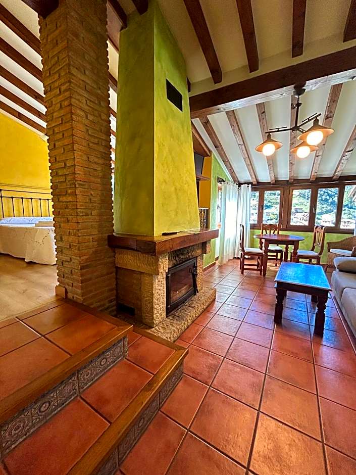 Apartamentos La Montaña