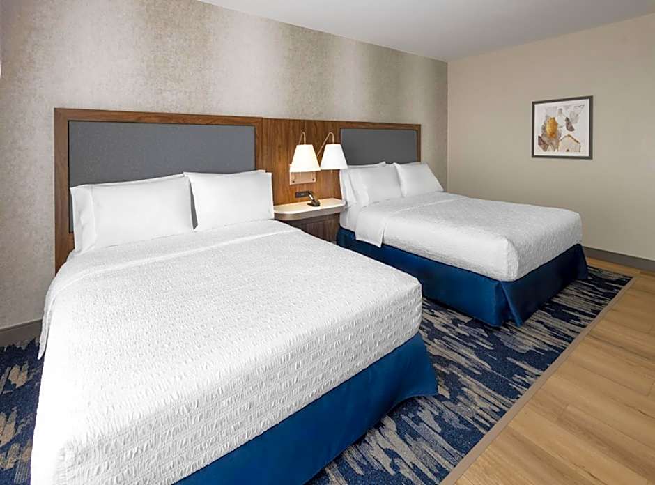 Hampton Inn By Hilton And Suites Richmond Glenside