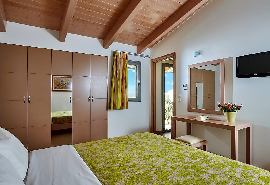 Photo 1 of 1 of JUNIOR SUITE