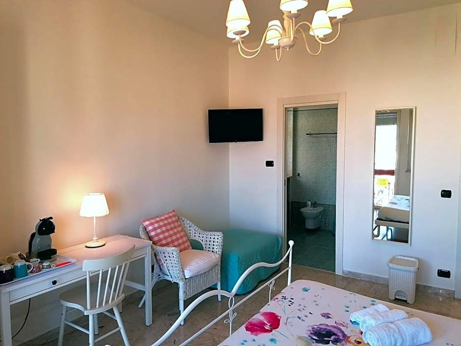 Tanzi Home