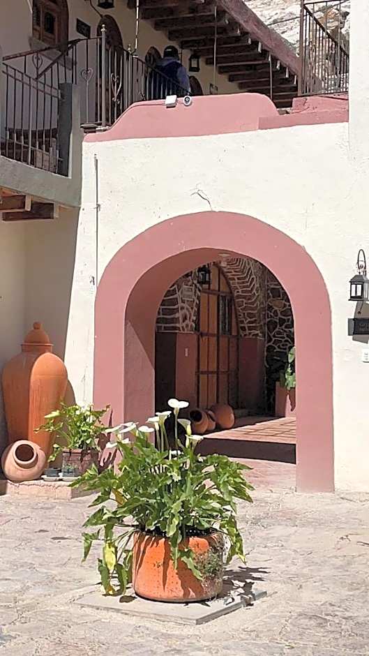 Hotel Hacienda Encantada