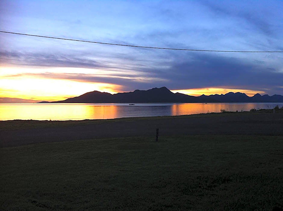 Cardwell Beachcomber Motel & Tourist Park