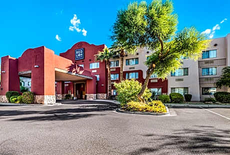 Red Lion Inn & Suites Goodyear