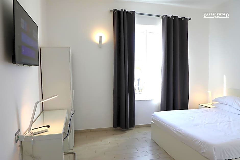 Up Hotel