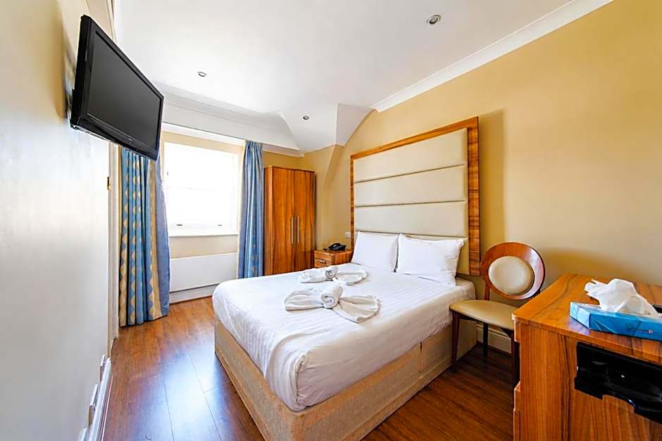 Royal Eagle Hotel