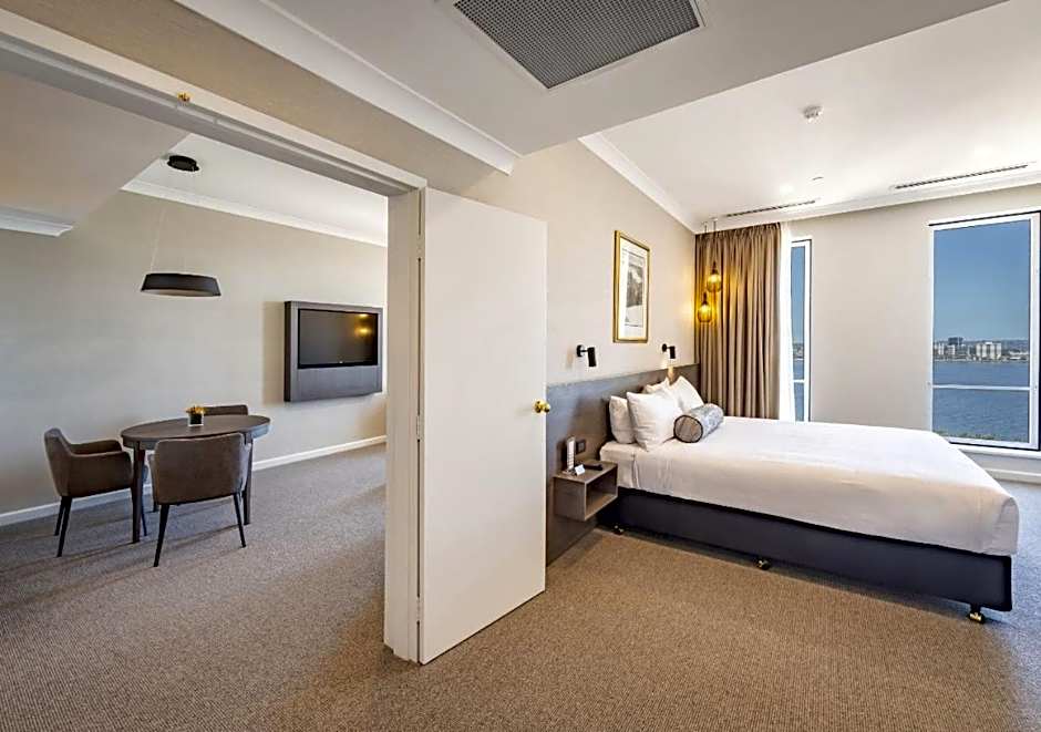 Duxton Hotel