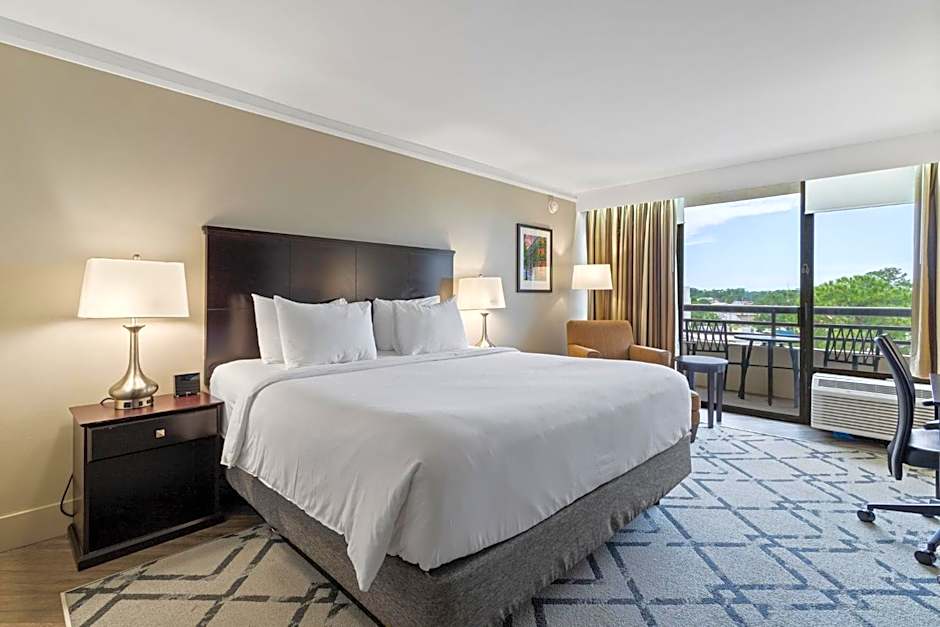 Crowne Plaza Executive Center Baton Rouge By IHG