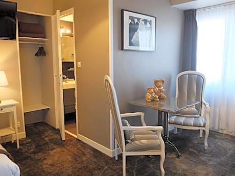 Quadruple Room with Shower