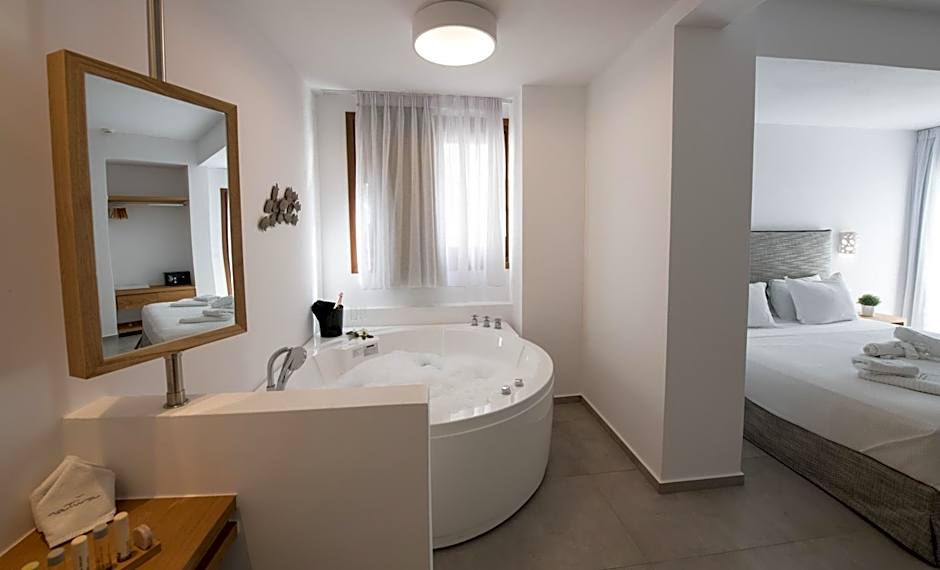 Natura Luxury Boutique Hotel Skopelos