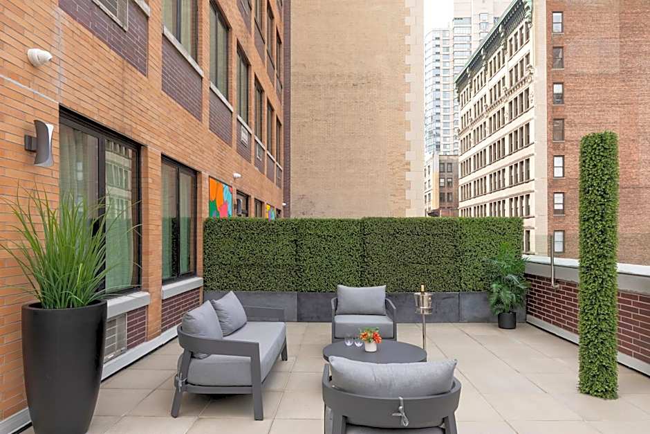 Broadway Plaza Hotel