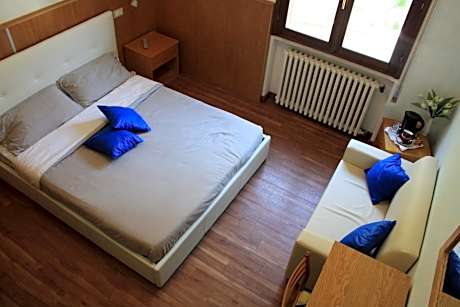 Double Room with Mountain View