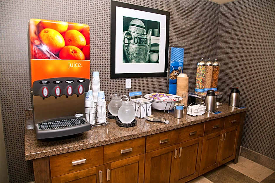 Hampton Inn By Hilton And Suites Salinas