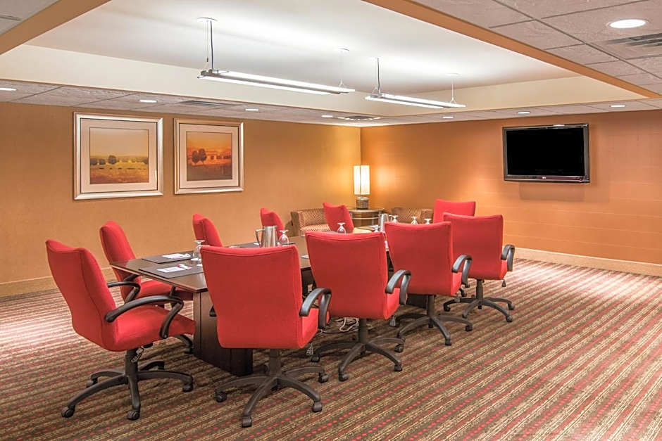Crowne Plaza Indianapolis-Airport By IHG