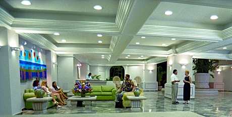 Costa Bonita Resort